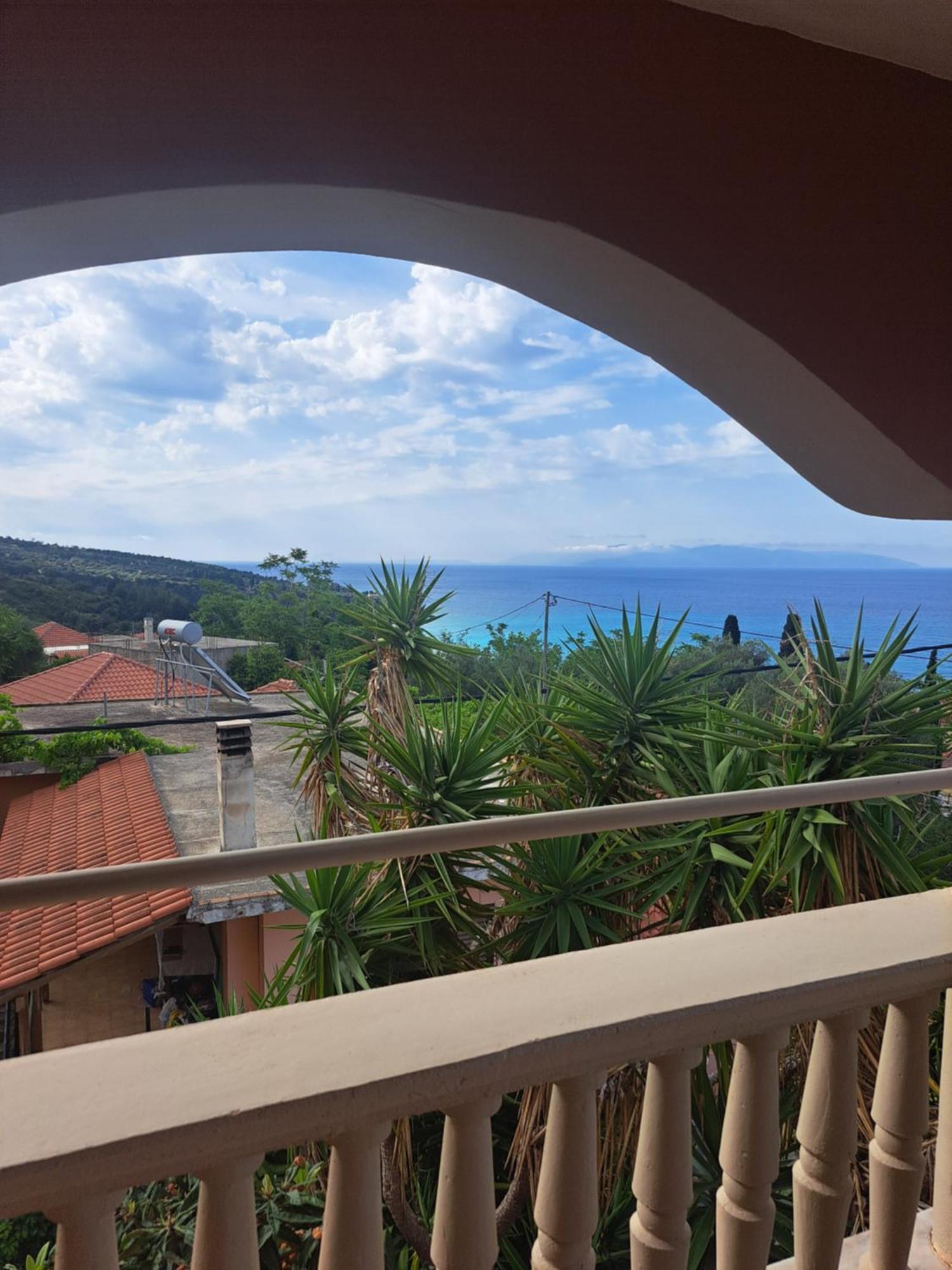 Marinos At Lourdata Village